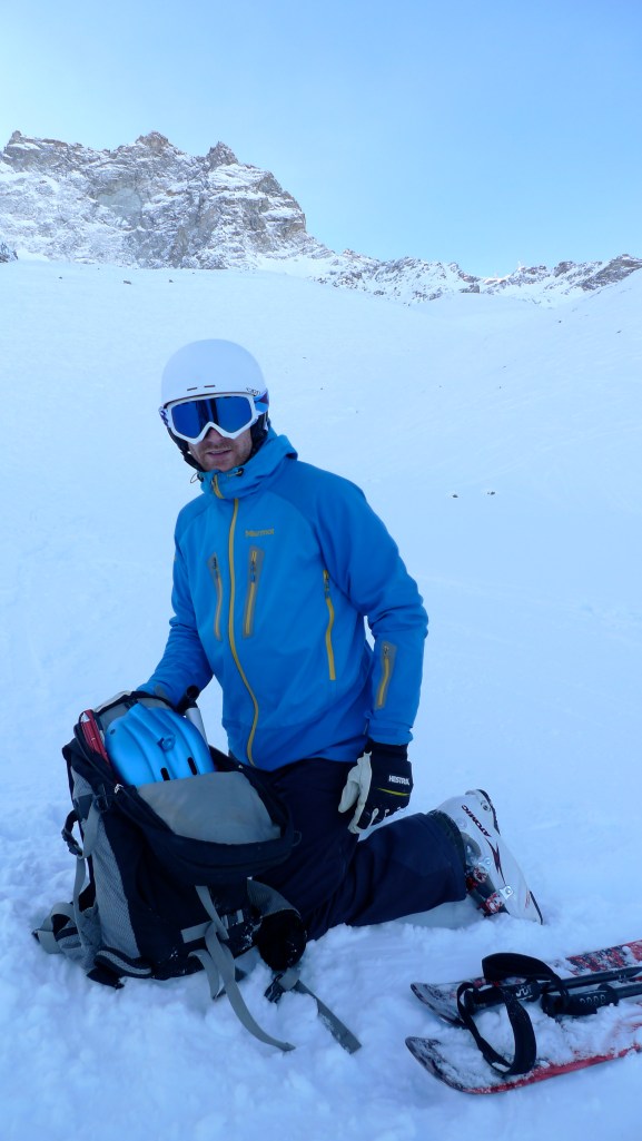 The Mammut Alugator Shovel packs neatly into a skiing day pack and at 650g it is sturdy without weighing you down.