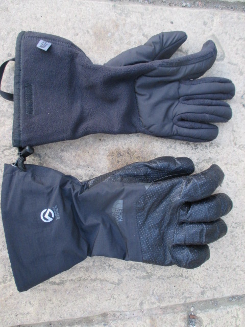 The modular system of The North Face Vengeance Gloves worked really well.