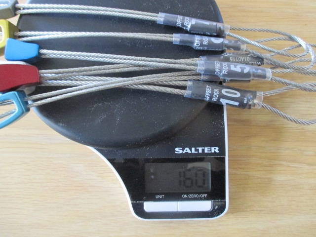 Superlight is the name of the game. A full set of 5 rocks for 160g!