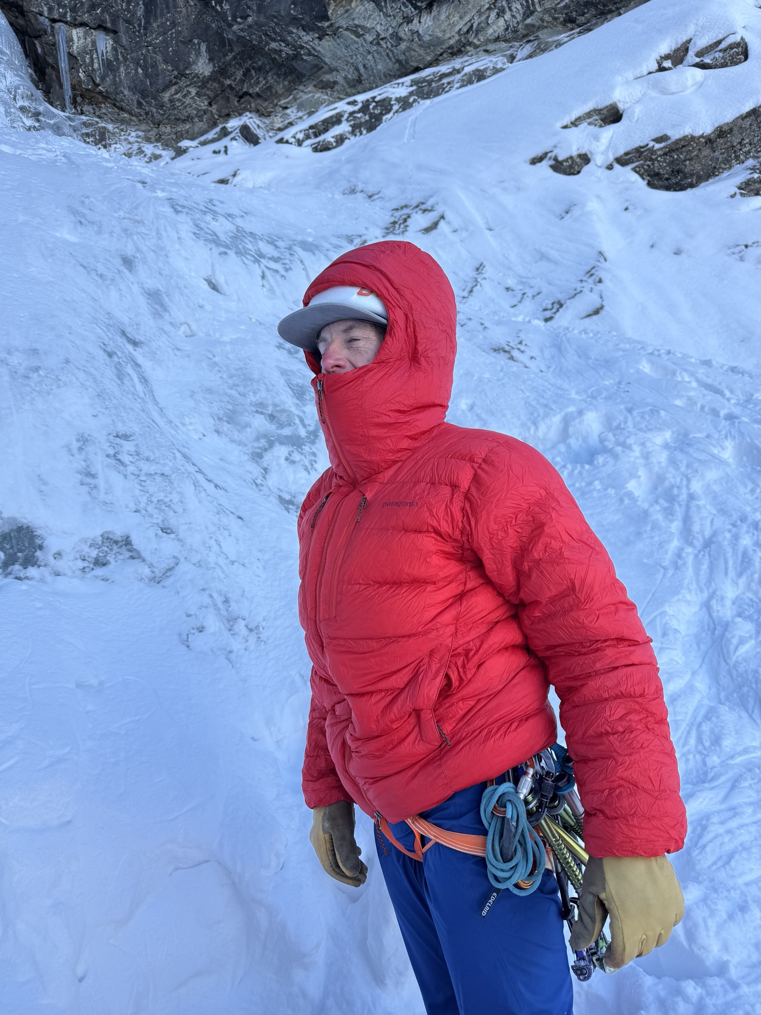A Serious and Dependable Belay Parka – Patagonia Grade VII Down
